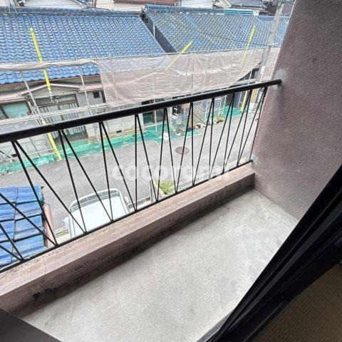寝屋川市豊里町貸家のバルコニー