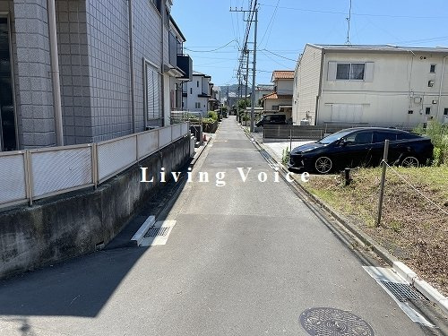 平塚市南原3丁目　土地（売地）　建築条件なしの前面道路含む現地写真|平塚市南原3丁目　土地（売地）　建築条件なし