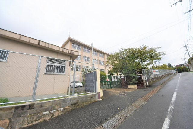 福岡市南区長丘2丁目第1-2棟（1号棟）　の周辺|長丘小学校