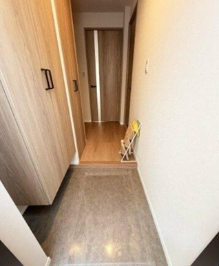 レジデンシャル春日部ウィステリアの玄関|きれいな玄関です