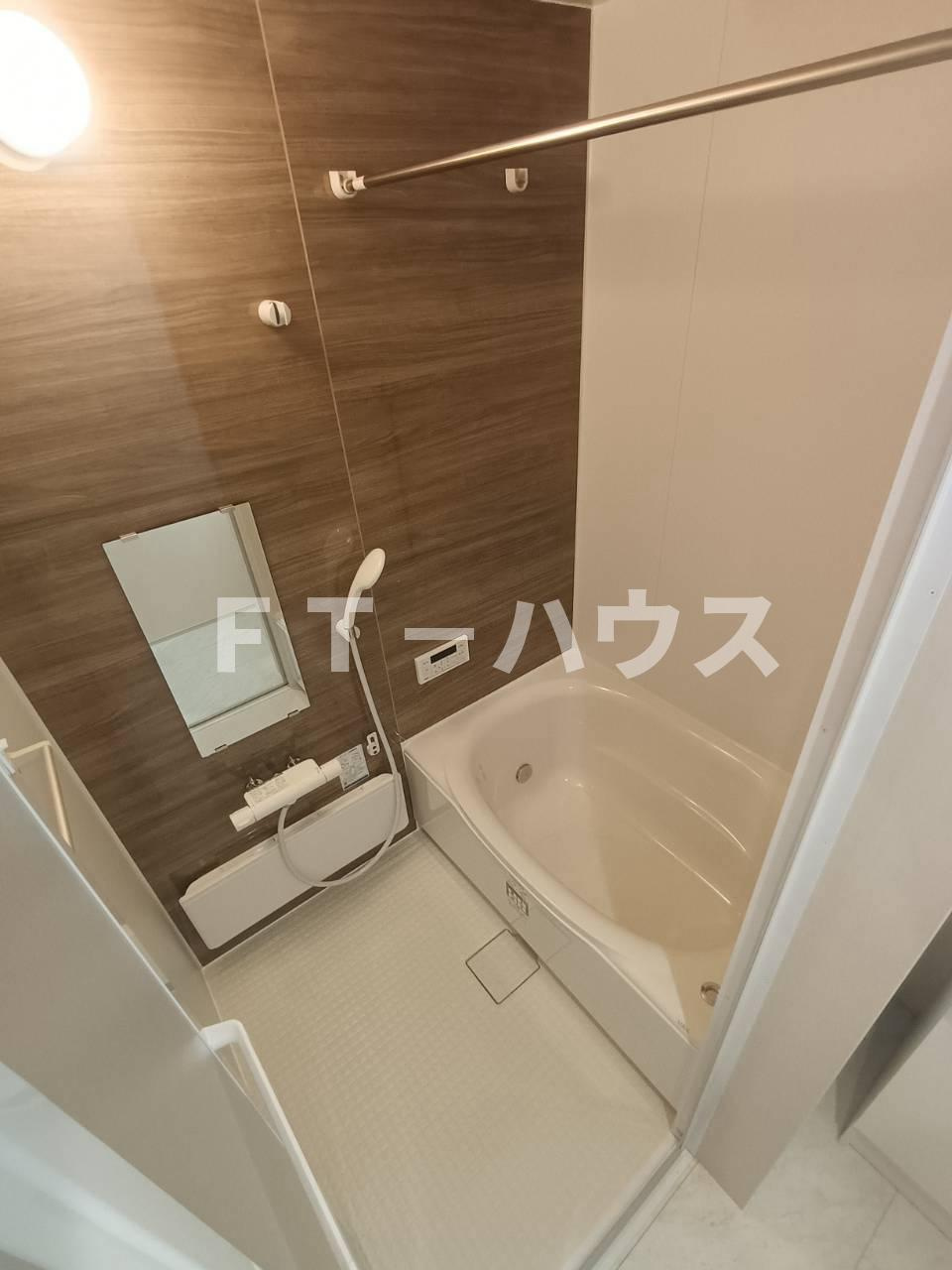 リーブルファイン船橋芝山の浴室