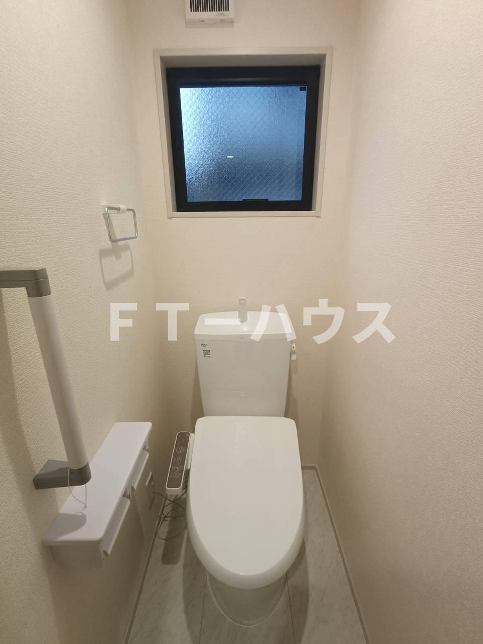 リーブルファイン船橋芝山のトイレ