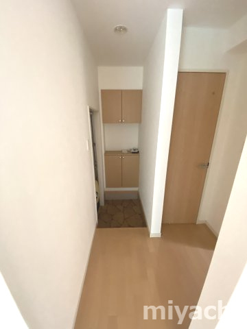 フィットセル城西の玄関