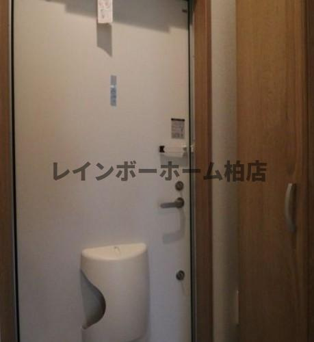 特典：仲介手数料が無料です!!の玄関|毎日通る玄関はこちらです