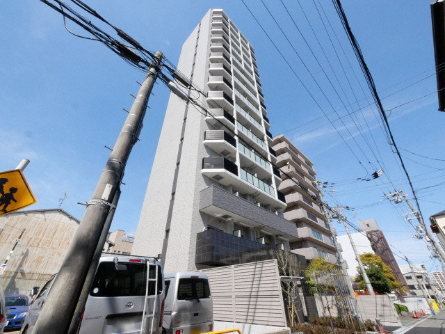 クレストタップ京橋の外観
