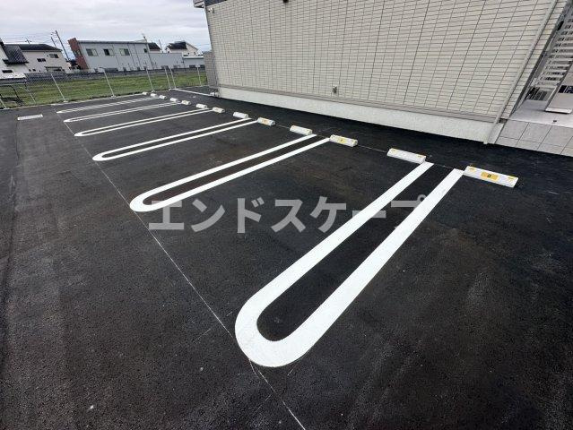 コンドミーニョ ジャルディーニの駐車場|高崎、前橋のお部屋探しはエンドスケープまで！お客様の理想お聞かせ下さい♪
