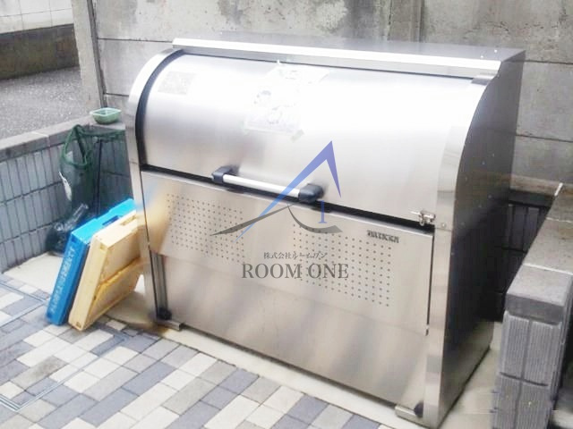 クレイノサンザシのその他共用部分|敷地内ゴミ置き場です。