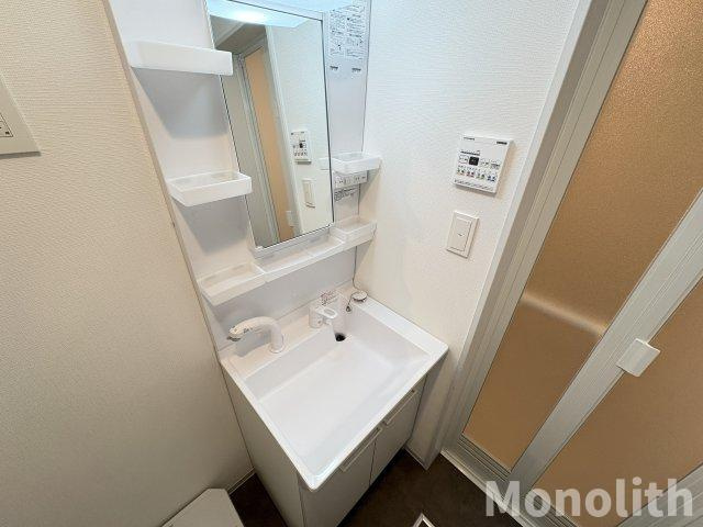 ジーメゾン岸和田フローレの洗面所