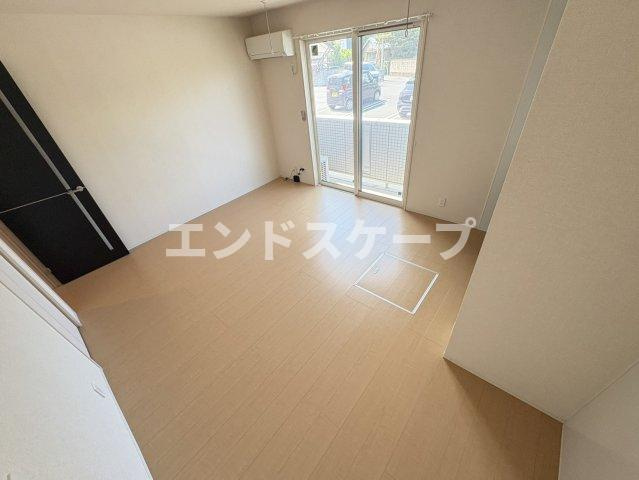 サンライトレジデンス駒形の居間・リビング|高崎、前橋、伊勢崎エリアのお部屋探しはエンドスケープまで！お客様の理想お聞かせ下さい♪
