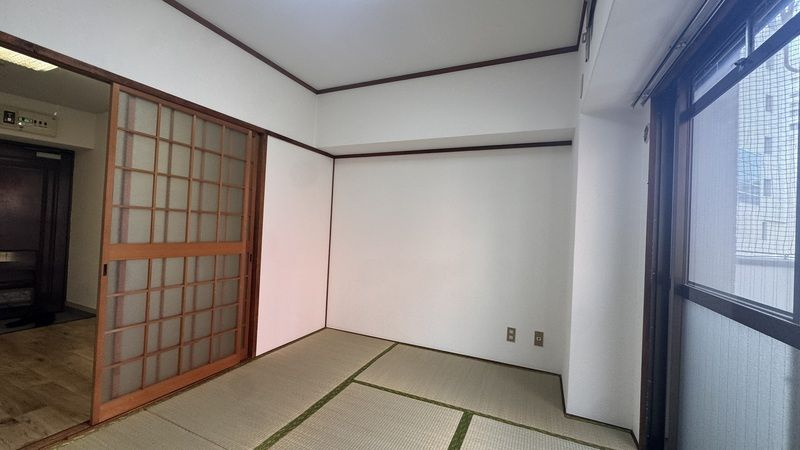 天神JOEビルの和室