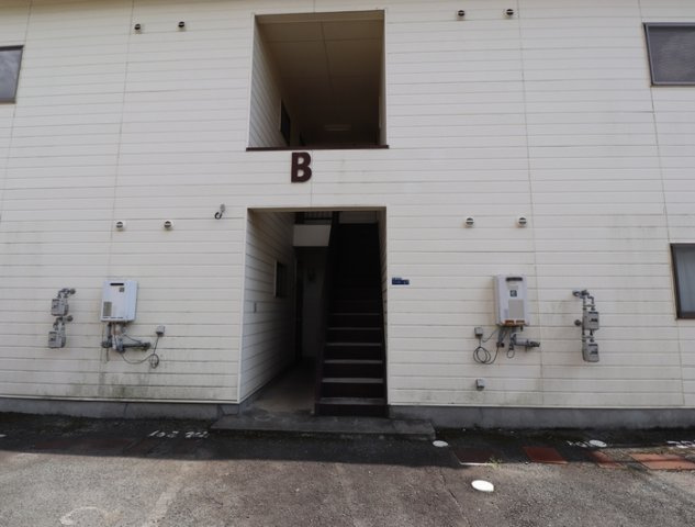 シティハイツ　Ｂ棟のエントランス