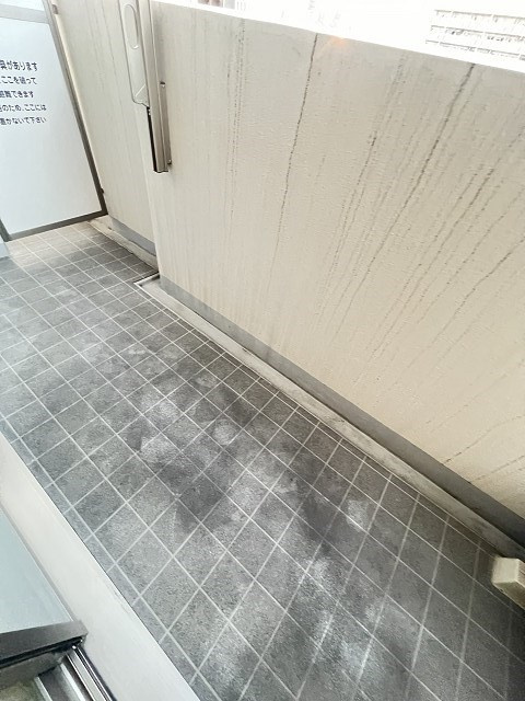 エナブル塚本Ⅱのバルコニー