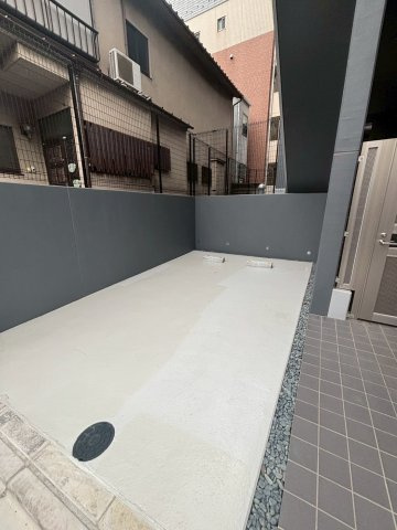 Alivis東十条の駐車場