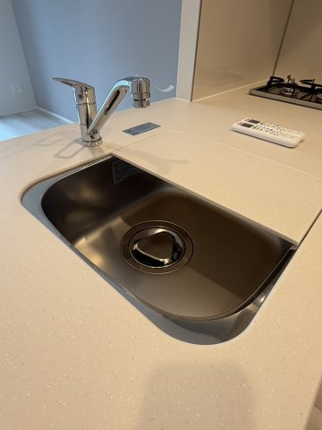 シーズンフラッツ町屋のキッチン