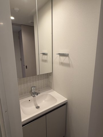 シーズンフラッツ町屋の洗面所