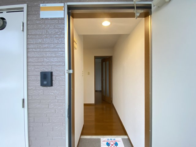 【内装】 | カモミールコート | おしゃれな内装です