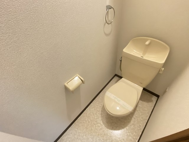 【トイレ】 | カモミールコート | 落ち着いた色調のトイレです