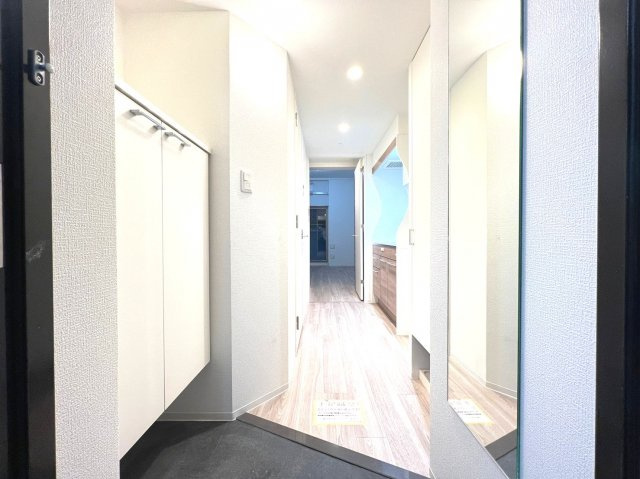 セレニテ堺筋本町リアンの玄関