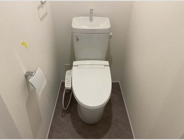 Jack urasatoⅤのトイレ|落ち着いた色調のトイレです