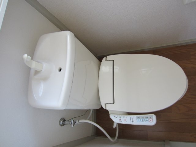 ひたちなか市大字高野の一戸建てのトイレ|ウォシュレット付きトイレ