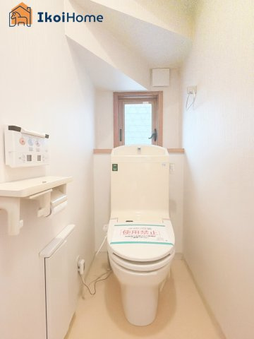 神戸市西区北別府4丁目　中古戸建のトイレ|【ホームページに現地動画掲載中】●年中無休：当日予約可●ウォシュレット・暖房便座脱臭機能付きトイレ