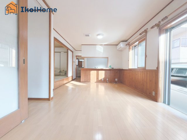 神戸市西区北別府4丁目　中古戸建の居間・リビング|【ホームページに現地動画掲載中】●年中無休：当日予約可●リビングは長方形で家具を配置しやすい間取り！