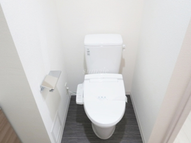 フュージョナル北赤羽のトイレ|温水洗浄便座付トイレです☆