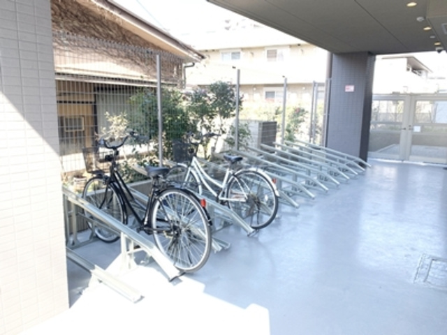 フュージョナル北赤羽のその他共用部分|敷地内駐輪場です☆