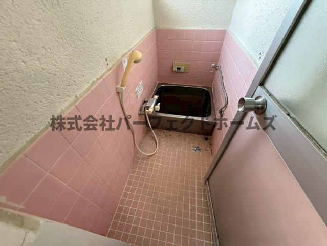 長尾元町3丁目戸建　賃貸の浴室|ゆったり過ごせるお風呂です