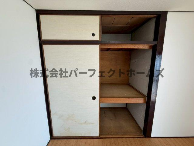 長尾元町3丁目戸建　賃貸の収納|便利な収納スペースです
