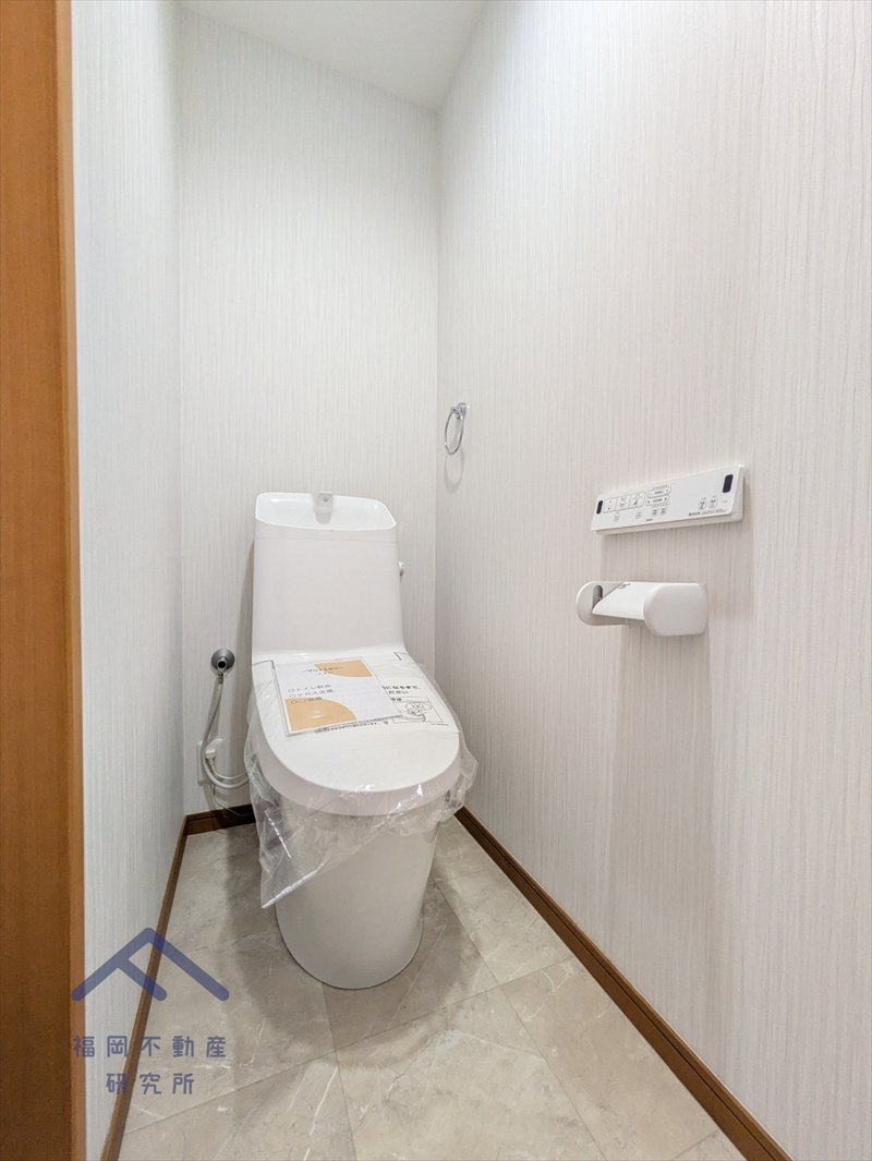 古賀市花見東４丁目　戸建てのトイレ
