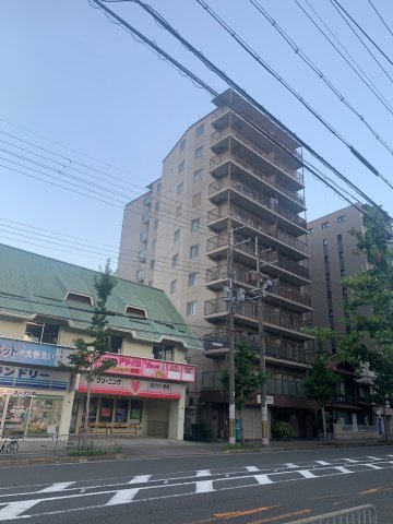 パレス山科の外観