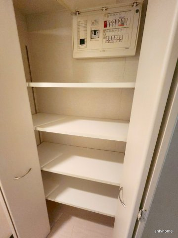 グランディールNAMBA　仲介手数料無料の収納
