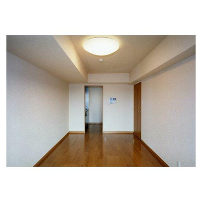 【居間・リビング】 | ルーブル新宿西落合七番館 | 明るい洋室！
