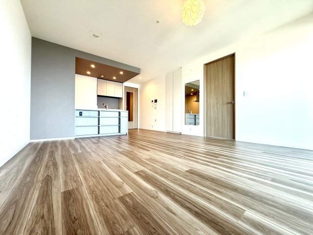 Sun Village A棟 8階の居間・リビング