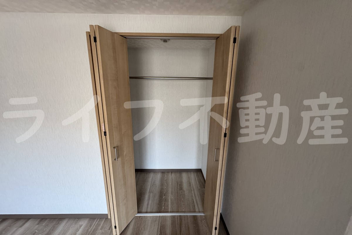 新栄プロパティ東大阪Ⅰの収納|専用の収納スペースです