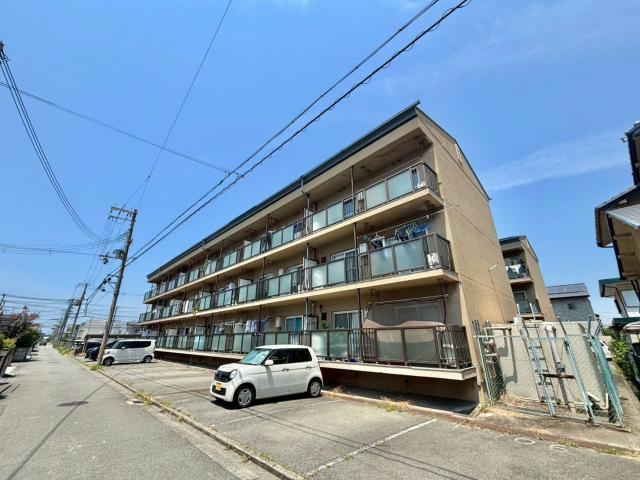 Tウエストマンション　A棟