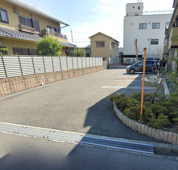 フォレスタ小津の駐車場|駐車場完備です