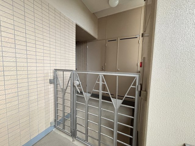 専用ポーチでプライバシーを確保できます