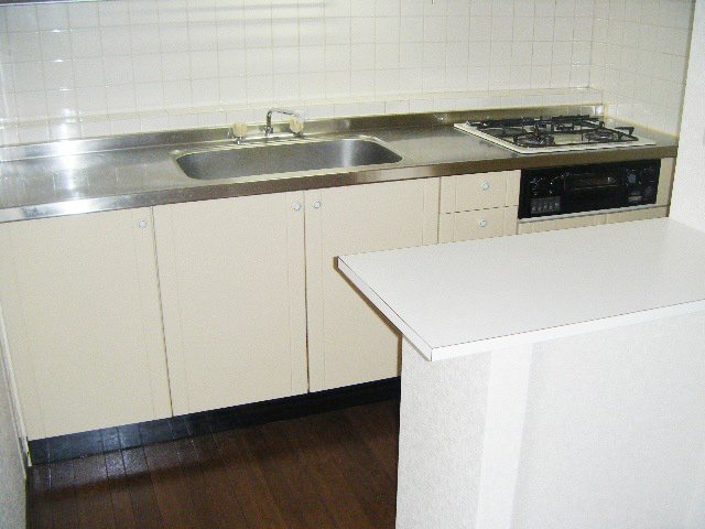 プラムロイヤル原木中山のキッチン|都市ガス２口コンロ付いております
