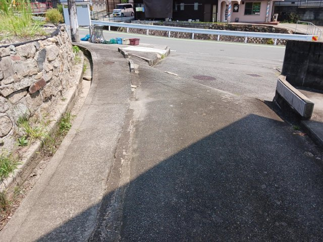 南西側道路（非道路）