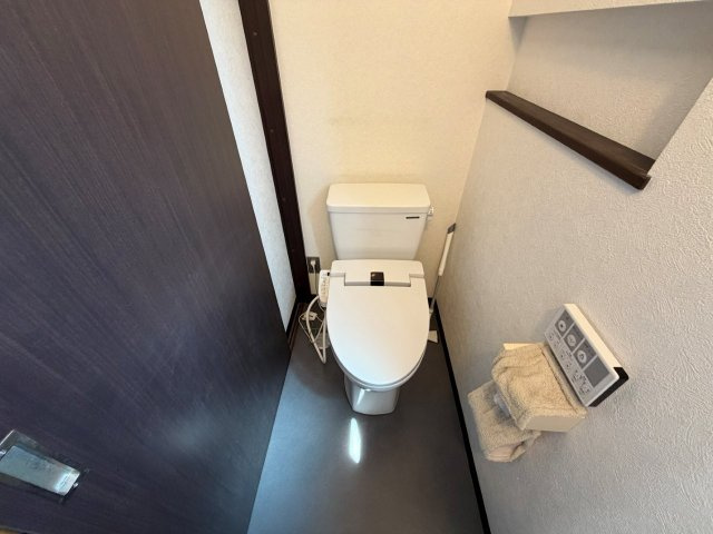 中古戸建　錦町のトイレ|ゆったりとした空間のトイレです