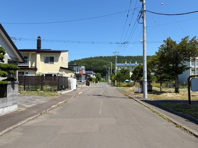 中古戸建　緑町３丁目の前面道路含む現地写真|前面道路含む現地写真です