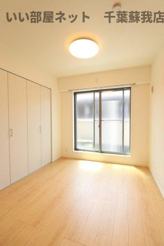 LUNIGHT都賀の洋室