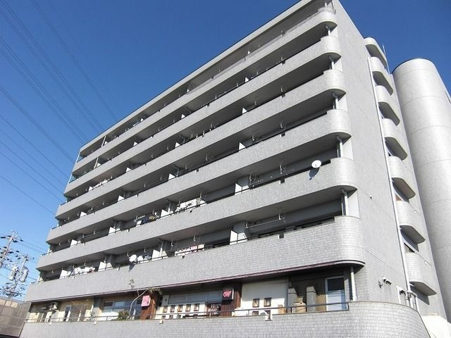 ラピスラズリ梅森坂の外観