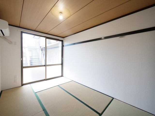 コーポハピネス　B棟の和室