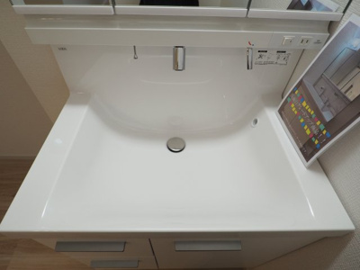 【独立洗面台】 | 伊達市田町2期　2号棟 | ★内覧予約でブランド米2kg★