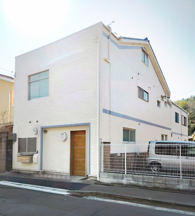 ルノン金閣寺｜2018年フルリノベーション済シェアハウスの外観|2018年フルリノベーション済み。金閣寺エリアに佇むデザイン性の高いシェアハウスです。