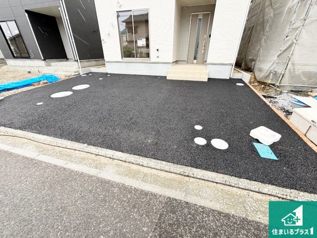 和歌山市有本　第4期　新築一戸建ての駐車場|駐車スペース！散水栓があるので、こまめに愛車を洗えます！