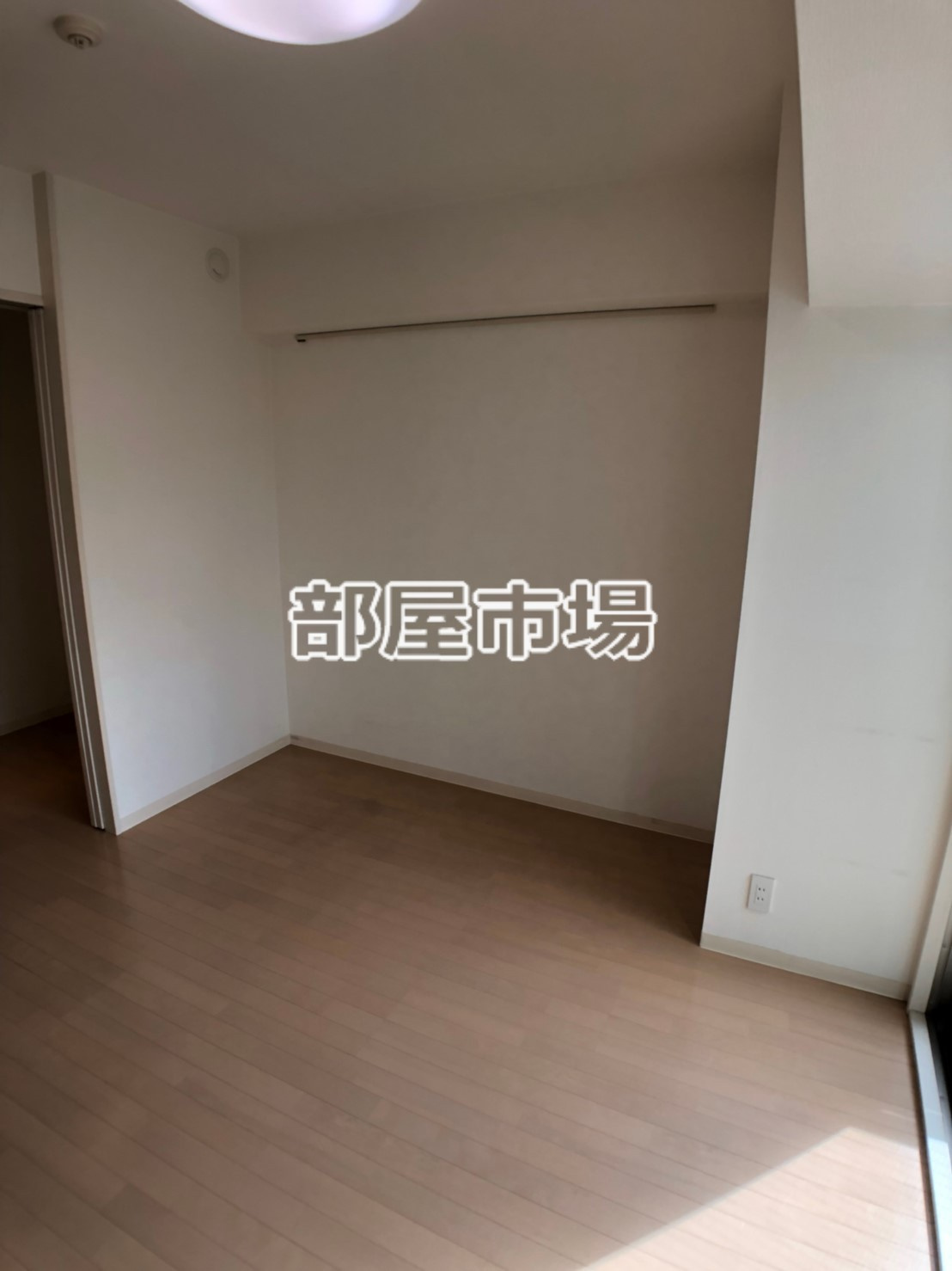 ハピネ蔵前鳥越の洋室